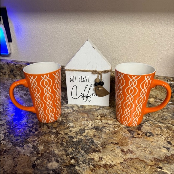 Other - Coffee cups set of 2 with decorative coffee sign